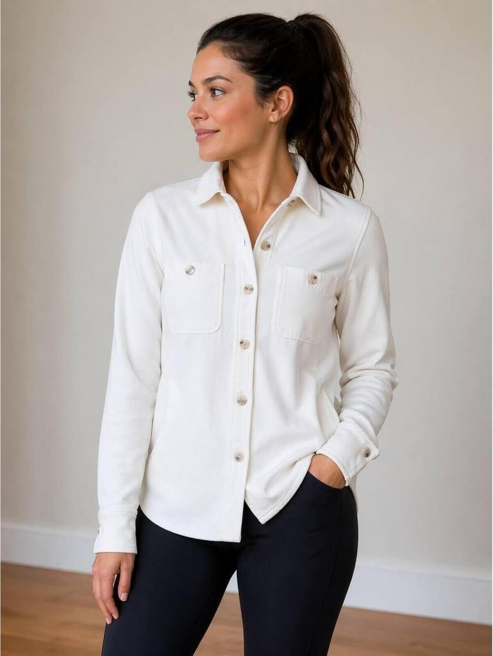 Travis Mathew Shirt Womens Medium White Fleece Button Front Collared Long Sleeve